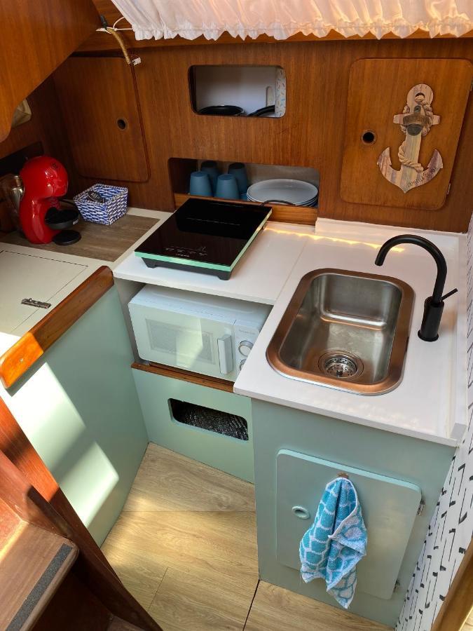 Acogedor Velero En El Forum Hotel Sant Adrià de Besòs Kültér fotó